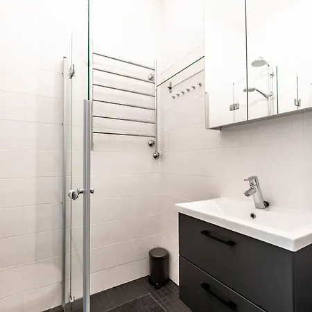 2br With View On Toeoeloenlahti