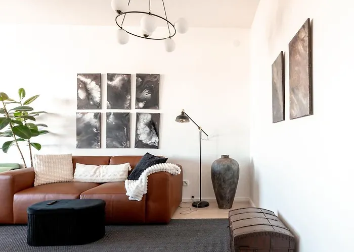 Apartment 2br With View On Toeoeloenlahti *