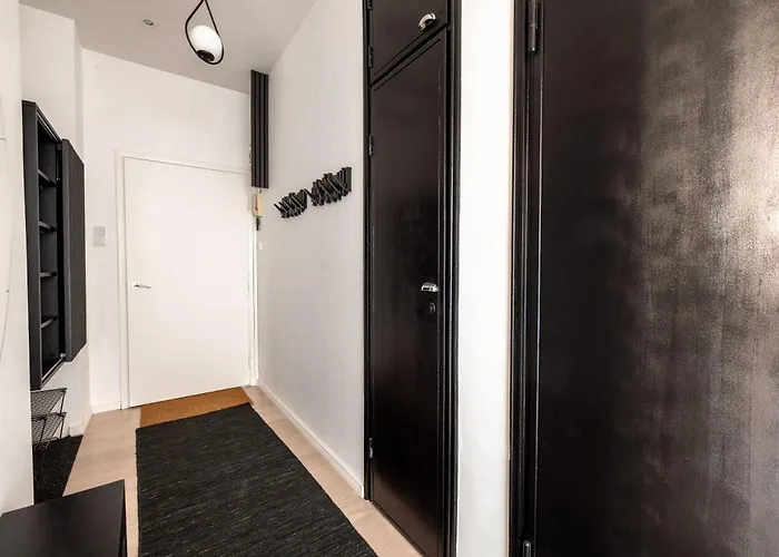 Apartment 2br With View On Toeoeloenlahti *