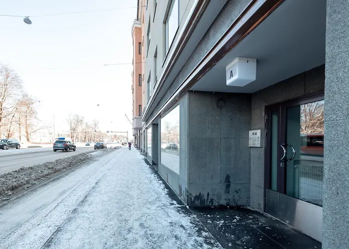 Apartment 2br With View On Toeoeloenlahti *